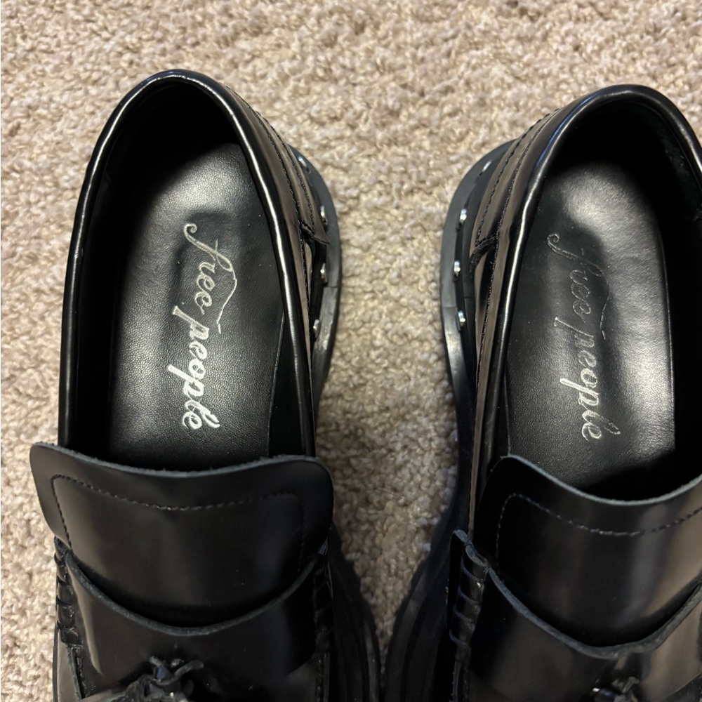 LOAFERS - Picture 2 of 4